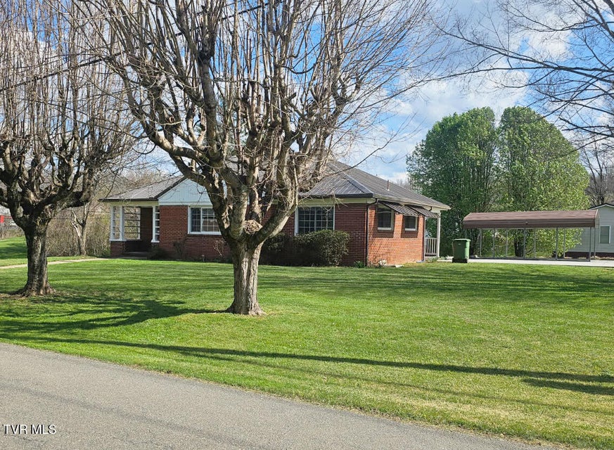 Photo #10: 612 Oakwood Avenue