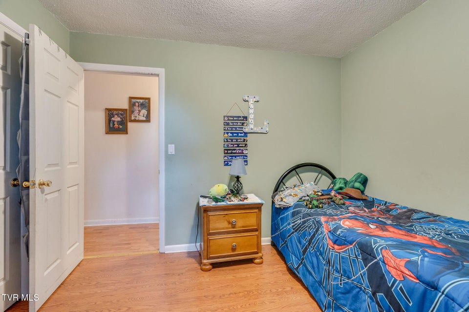 Photo #23: 102 Cresswood Drive