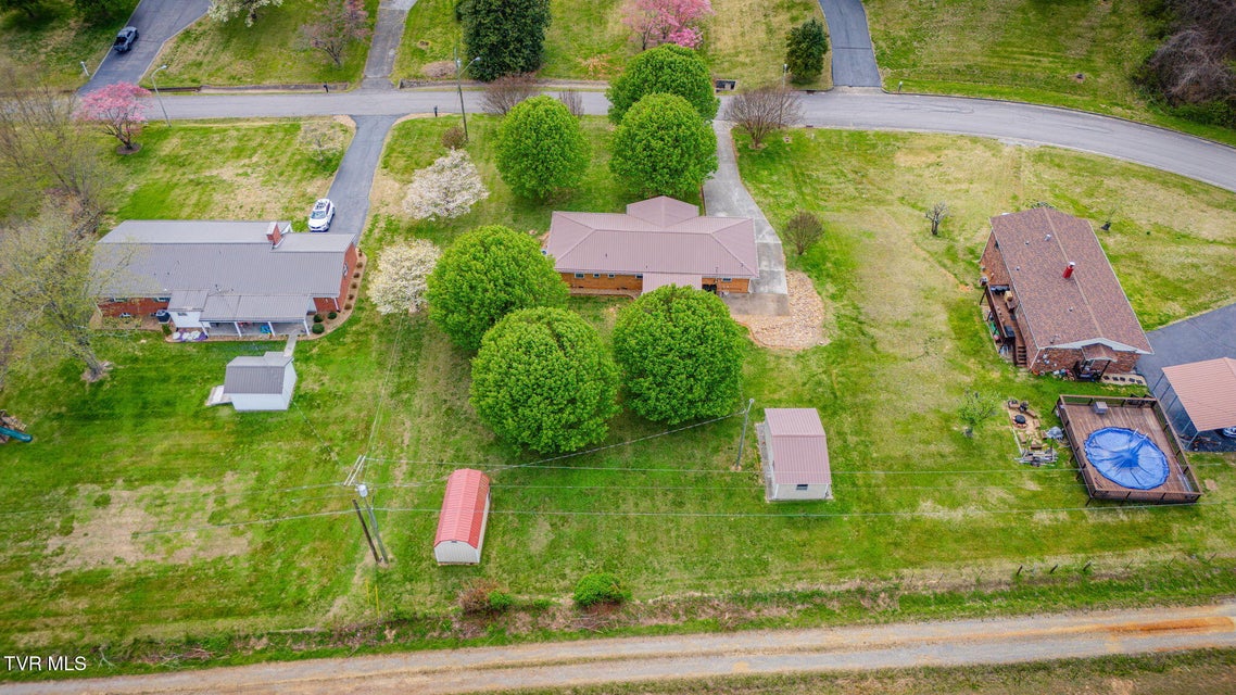 Photo #33: 102 Cresswood Drive