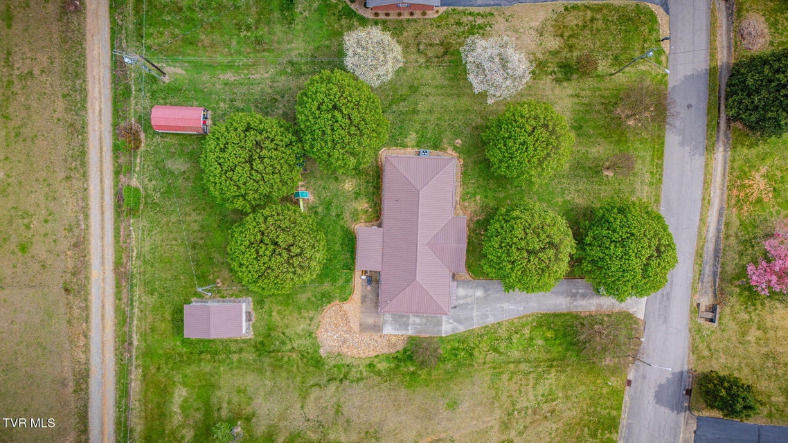 Photo #35: 102 Cresswood Drive