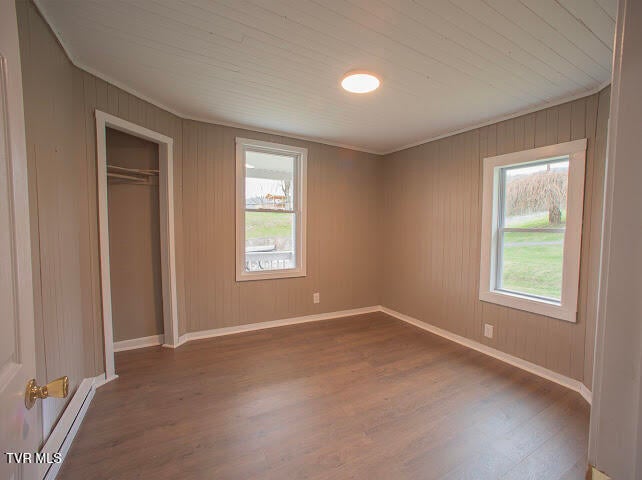 Photo #4: 1927 Fincastle Turnpike