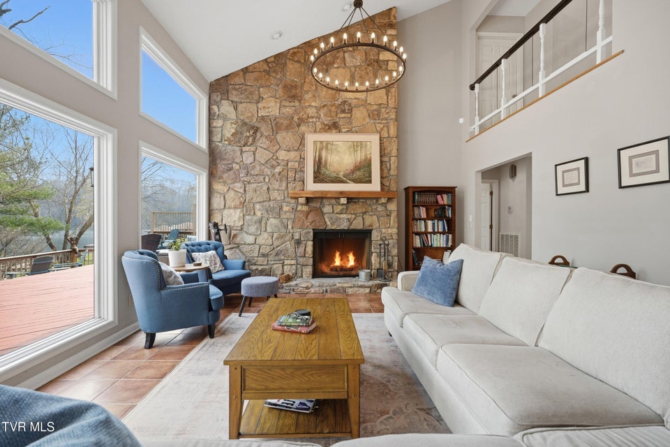 Photo #10: 236 Lake Meadow Drive