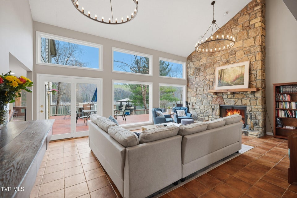 Photo #11: 236 Lake Meadow Drive