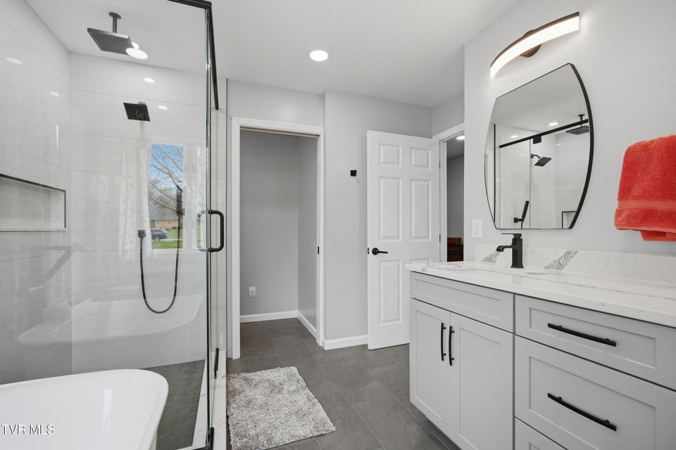 Photo #24: 236 Lake Meadow Drive