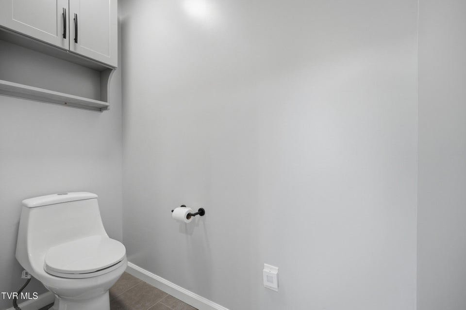 Photo #25: 236 Lake Meadow Drive