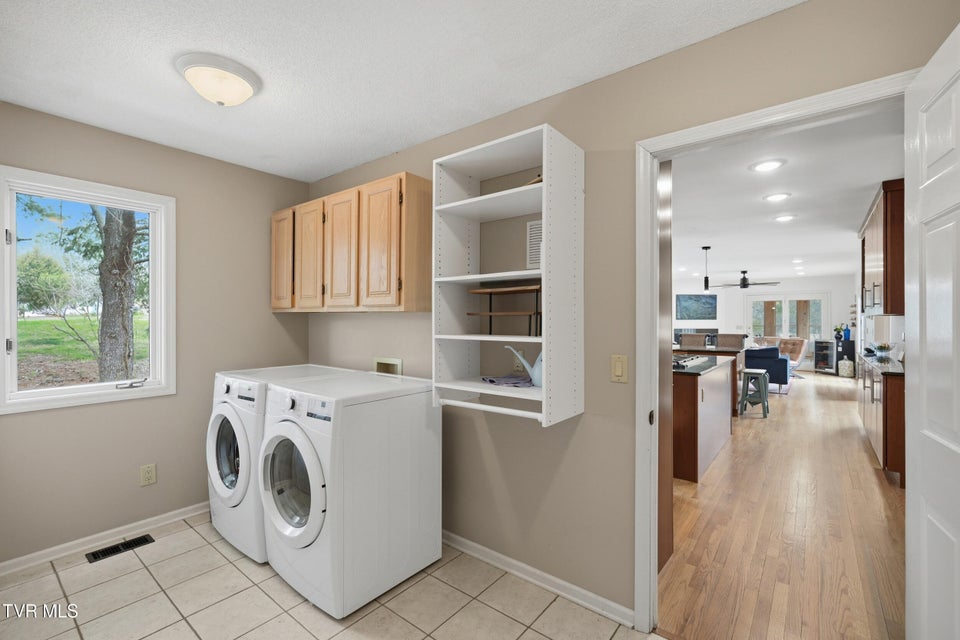 Photo #34: 236 Lake Meadow Drive