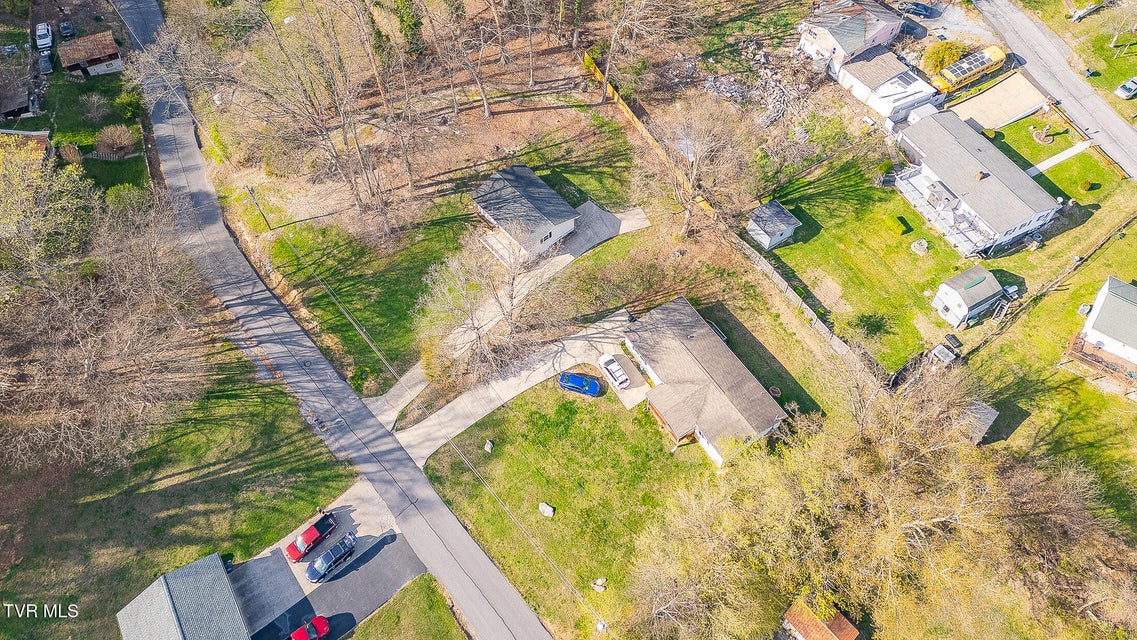 Photo #20: 542 Jersey Street