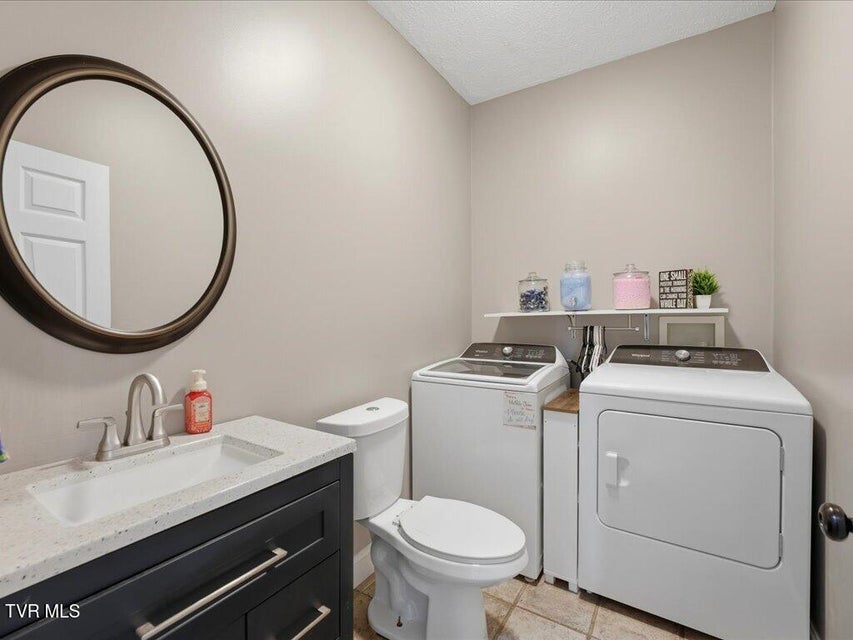 Photo #12: 4028 Eagles View Court