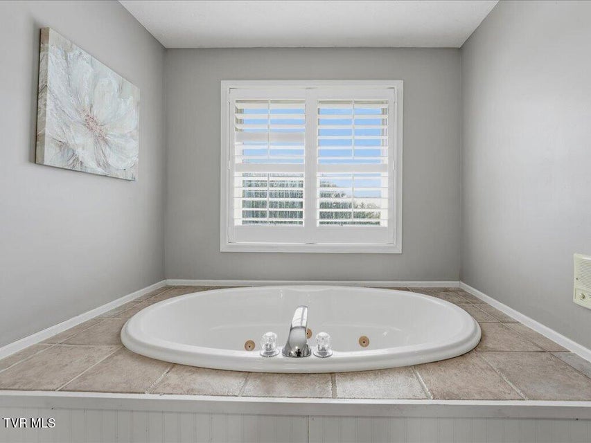 Photo #18: 4028 Eagles View Court