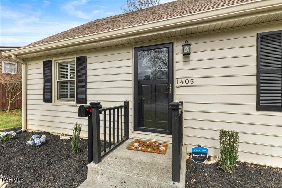 Photo #7: 1405 Woodmont Drive