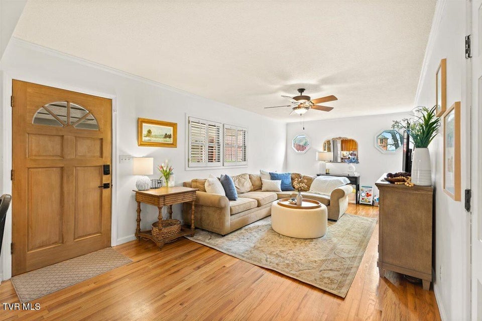 Photo #26: 1405 Woodmont Drive