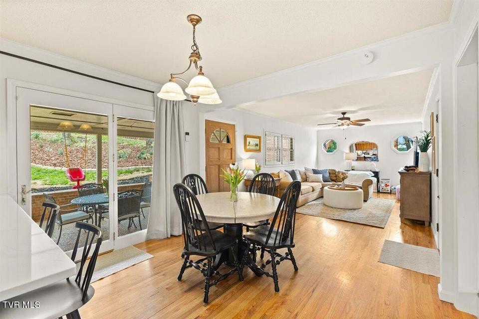 Photo #28: 1405 Woodmont Drive