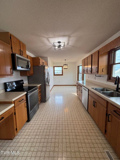 Photo #6: 285 Brian Circle