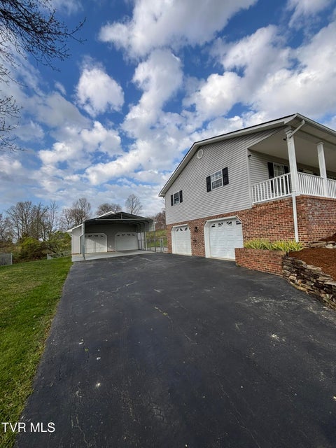 Photo #16: 285 Brian Circle