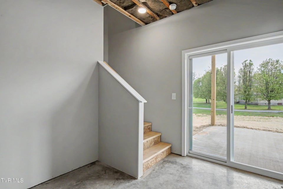 Photo #33: 420 Barren Valley Road