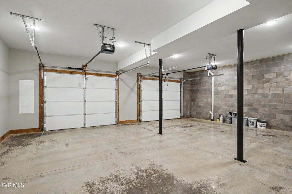 Photo #35: 420 Barren Valley Road