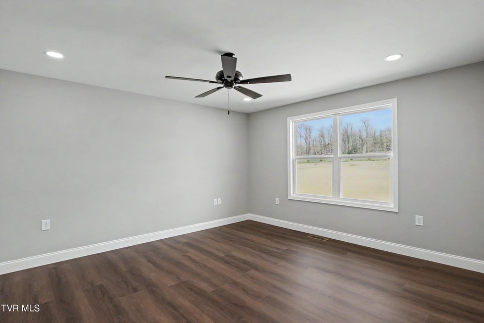 Photo #25: 420 Barren Valley Road