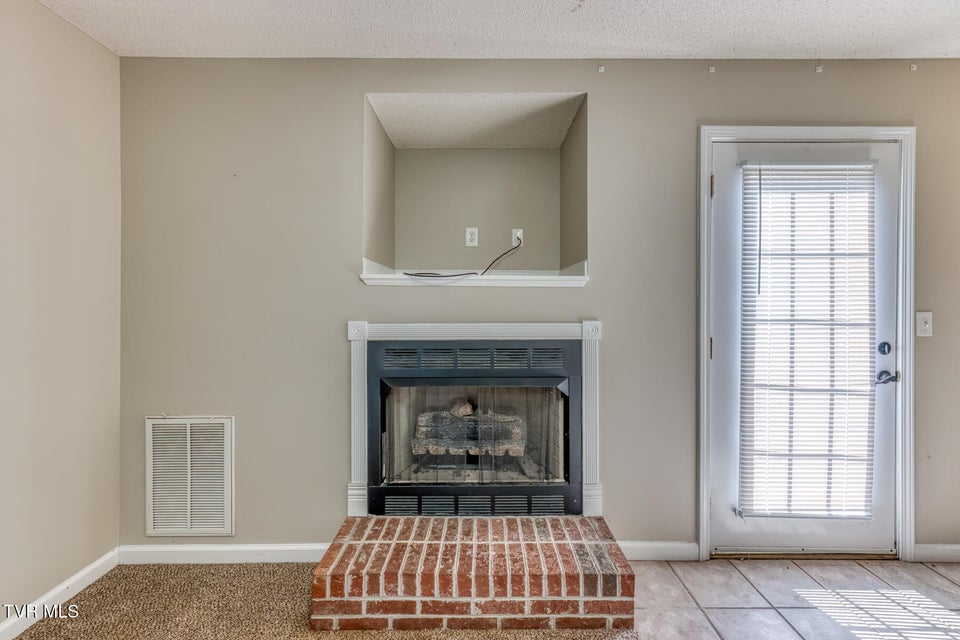 Photo #11: 716 King Springs Road