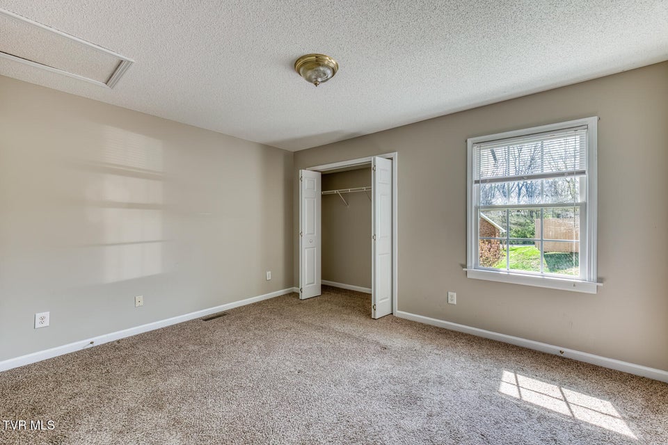 Photo #16: 716 King Springs Road