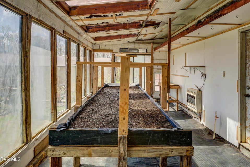 Photo #48: 131 Leedy Lane