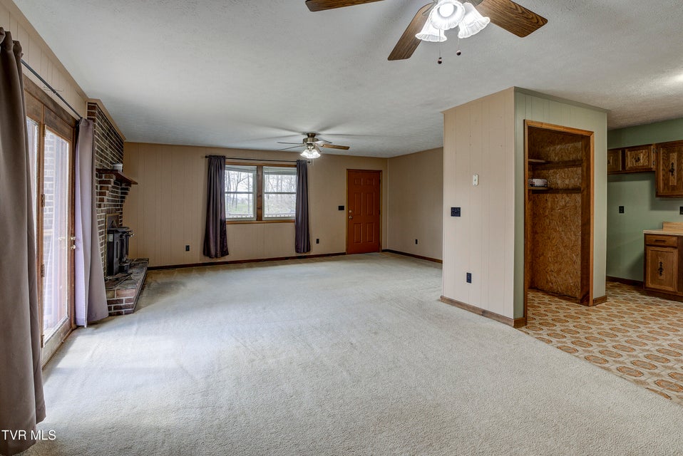 Photo #16: 131 Leedy Lane