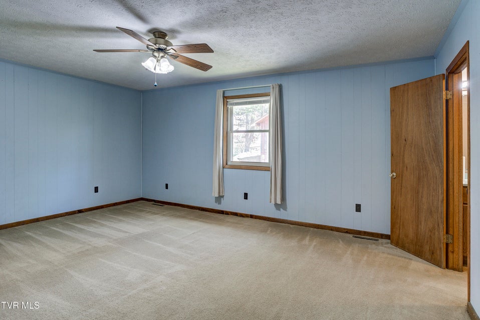 Photo #22: 131 Leedy Lane