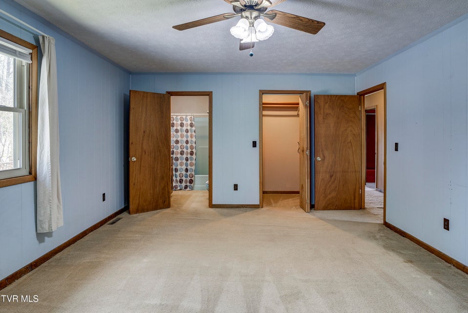 Photo #24: 131 Leedy Lane