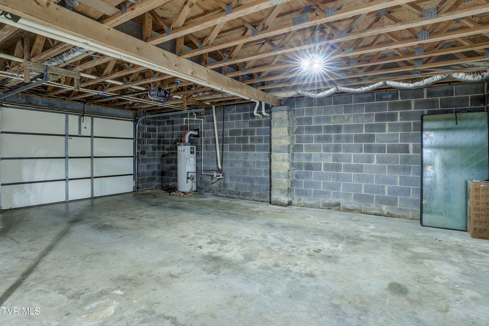 Photo #36: 131 Leedy Lane