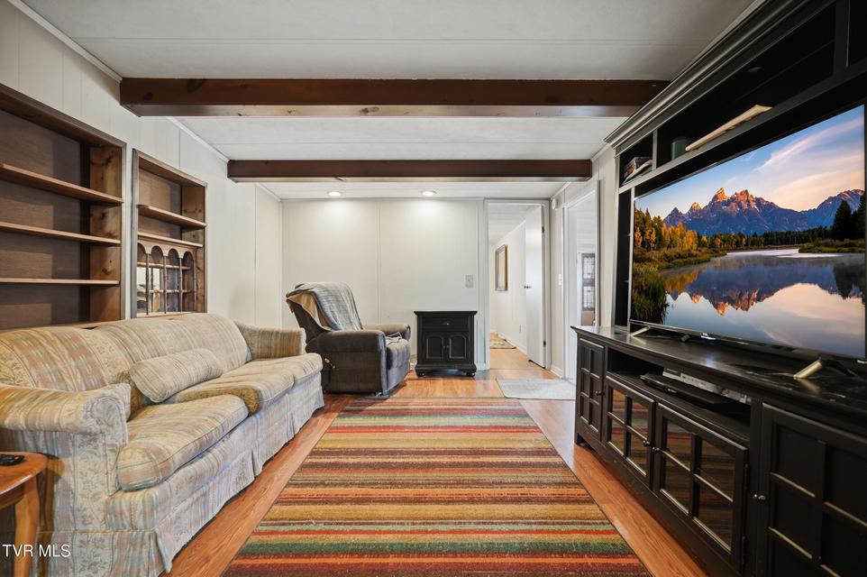 Photo #11: 653 Murrell Road