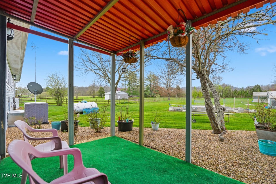 Photo #5: 653 Murrell Road