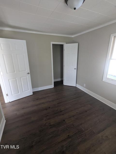 Photo #8: 532 Elm Street