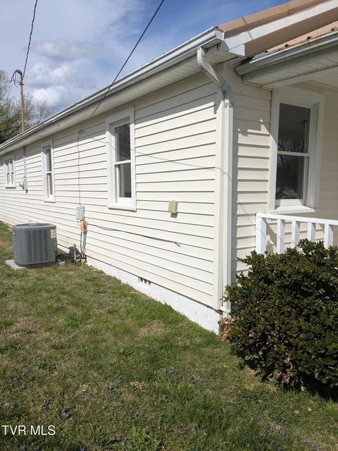 Photo #21: 532 Elm Street