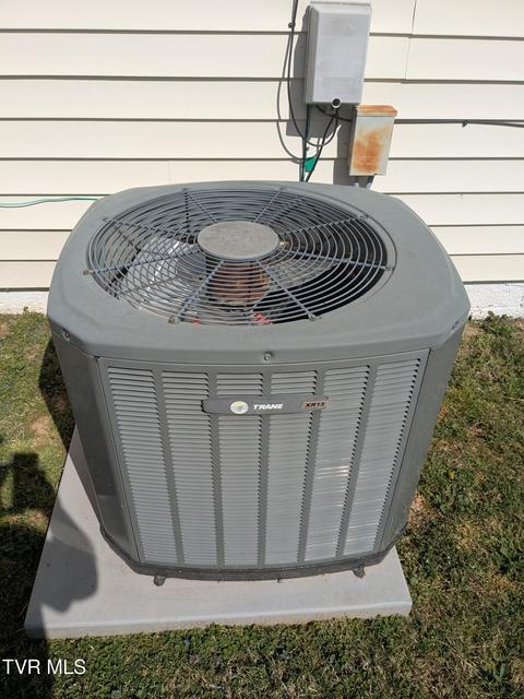 Photo #22: 532 Elm Street