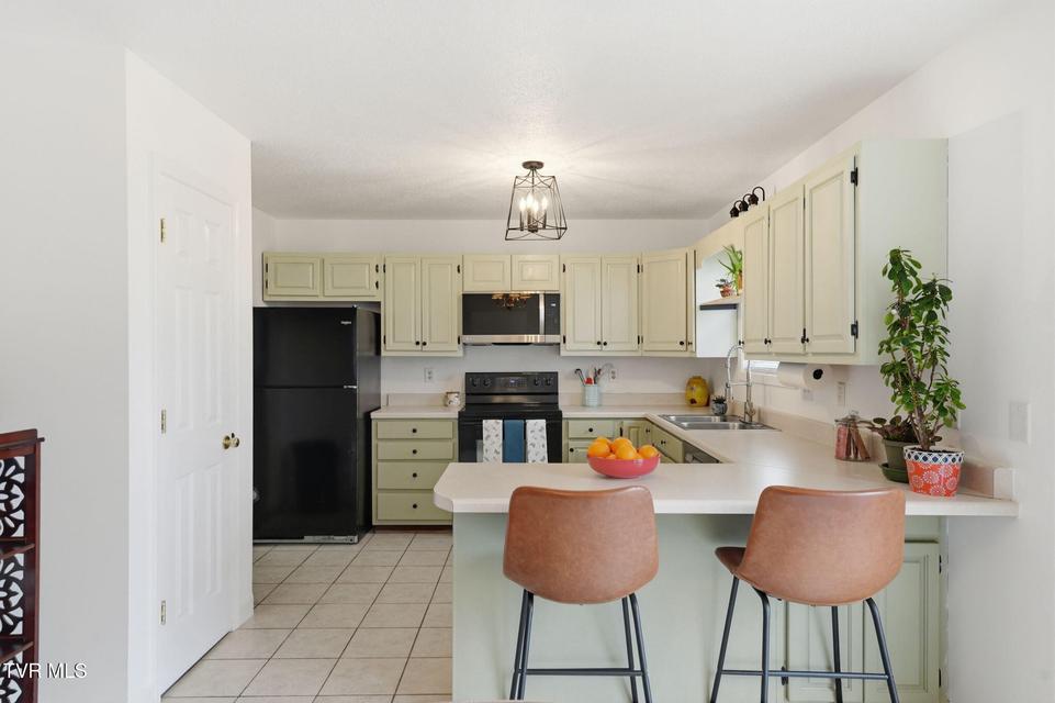 Photo #8: 14 Teague Court