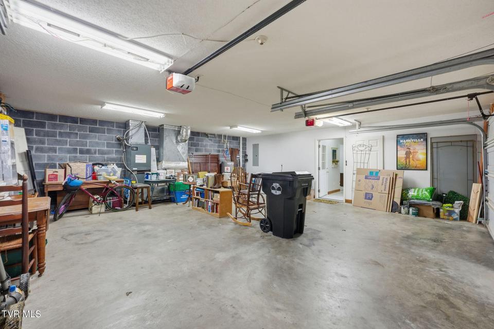 Photo #31: 14 Teague Court