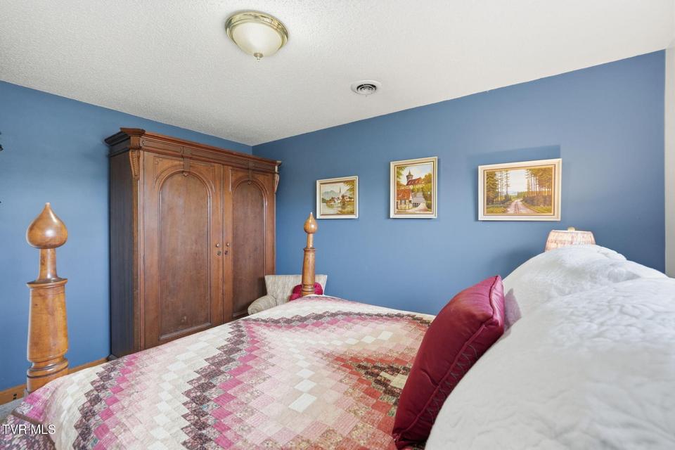 Photo #24: 14 Teague Court