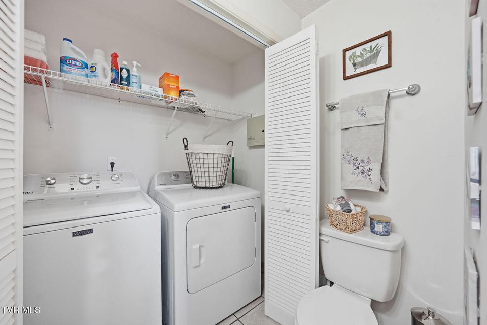 Photo #29: 14 Teague Court