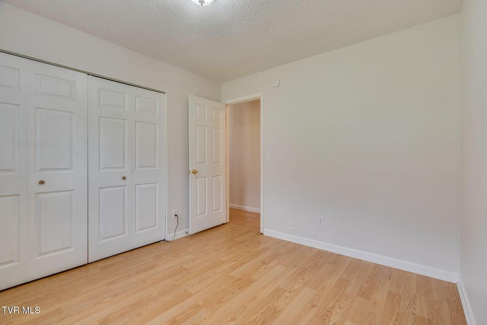 Photo #18: 631 Elm Avenue