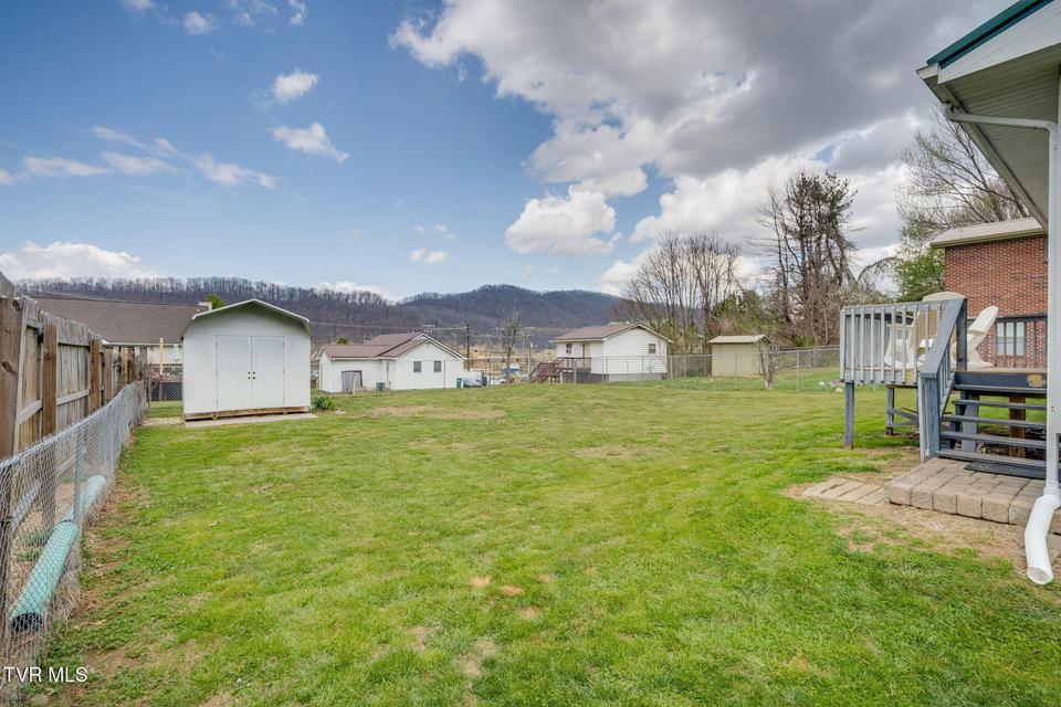 Photo #20: 631 Elm Avenue