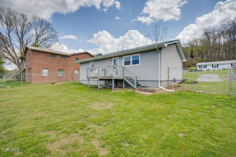 Photo #21: 631 Elm Avenue