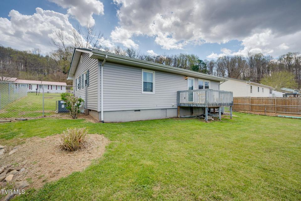 Photo #23: 631 Elm Avenue