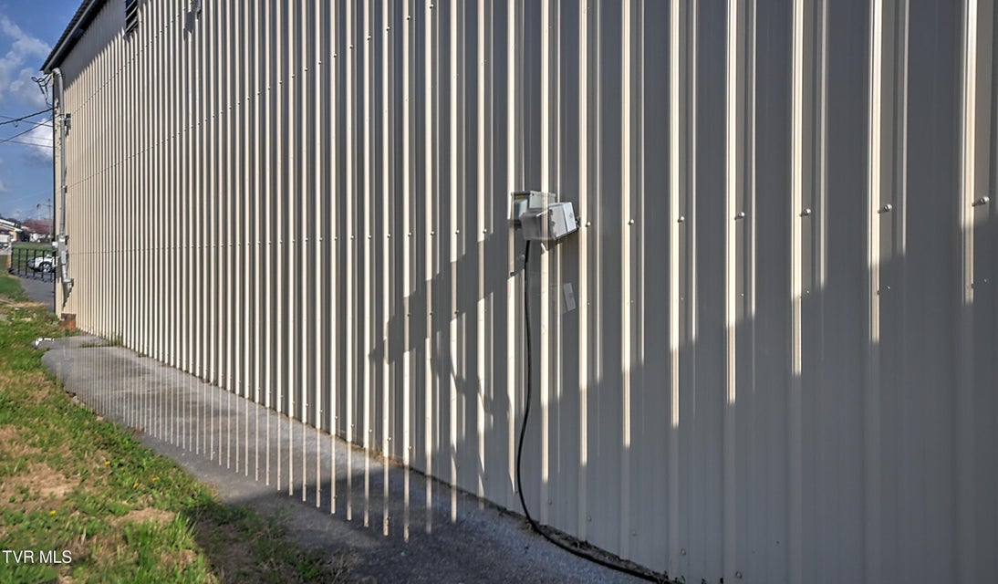 Photo #12: 108 Hickam Street