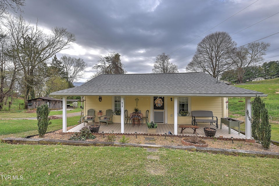 Photo #2: 517 Cherokee Drive