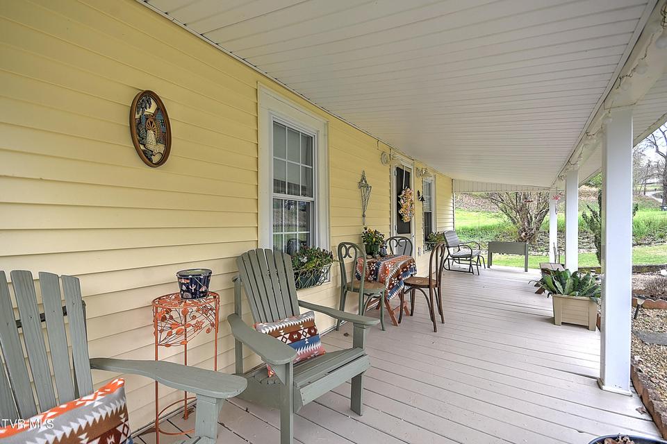 Photo #4: 517 Cherokee Drive