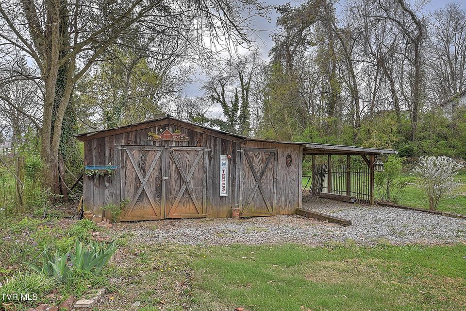 Photo #24: 517 Cherokee Drive