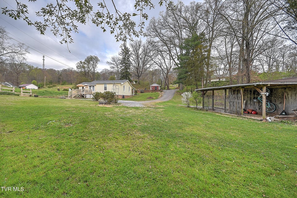 Photo #26: 517 Cherokee Drive