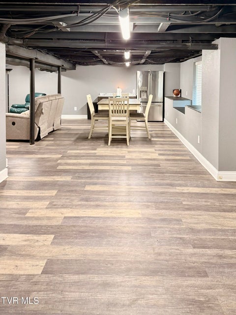 Photo #96: 16540 Tazewell Street