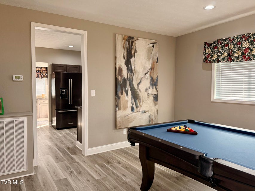 Photo #23: 16540 Tazewell Street