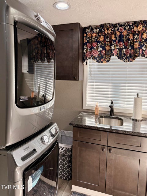 Photo #46: 16540 Tazewell Street