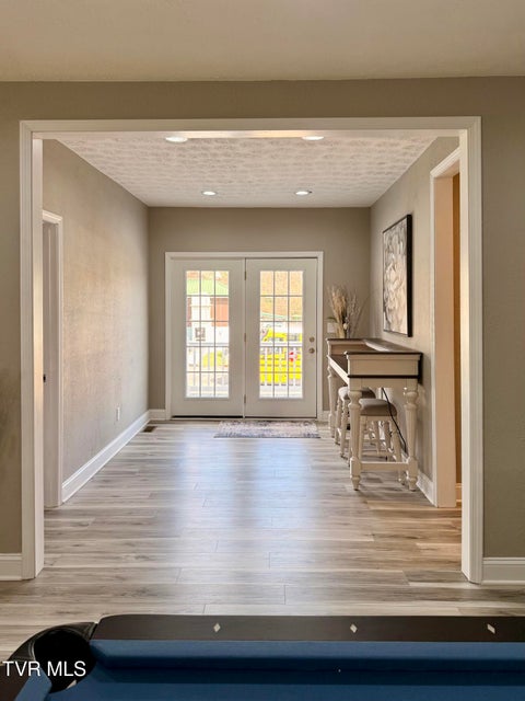 Photo #30: 16540 Tazewell Street